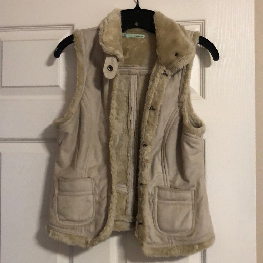 Suede vest w/faux fur